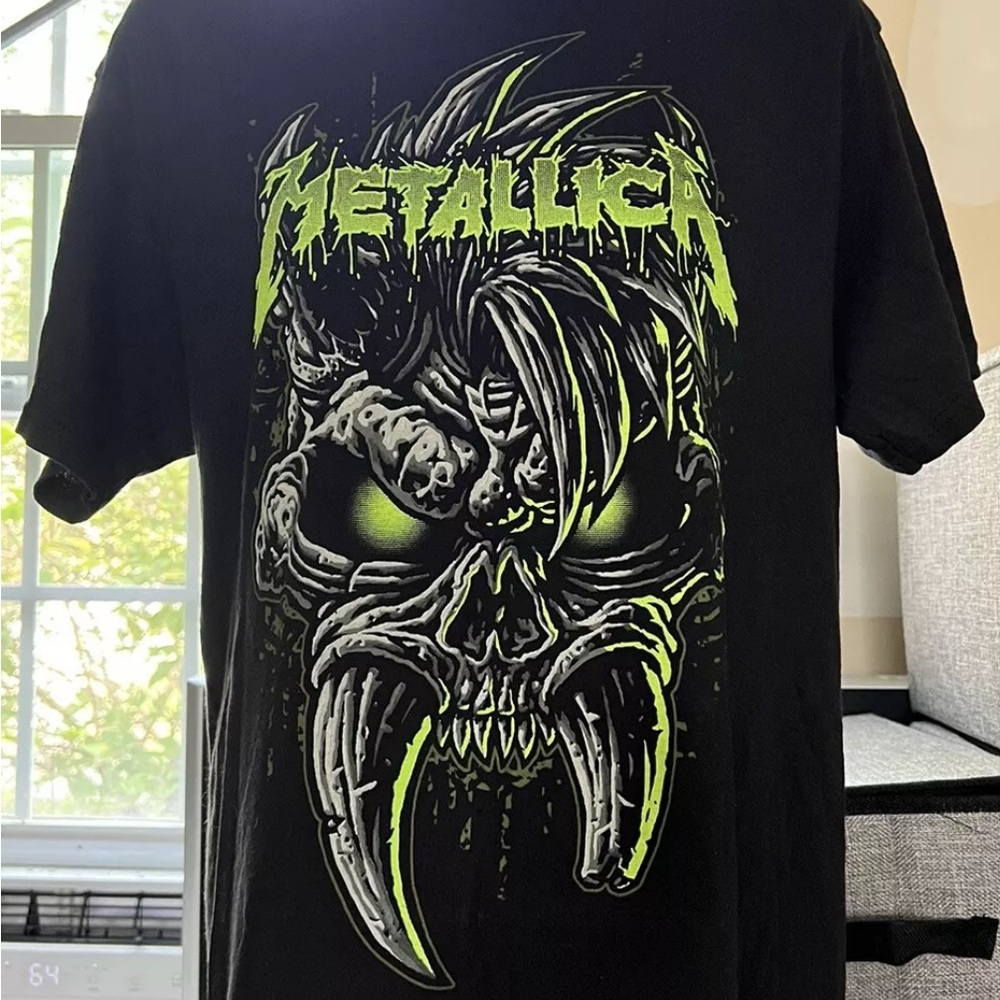 Metallica Wolf Heavy Metal Punk Rock Band Black w/ Graphics T-SHIRT Mens Medium.